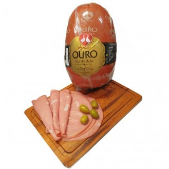 Mortadela Perdigão Ouro